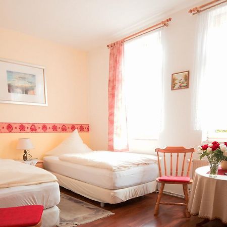 Pension Am Alten Markt Halle  Kamer foto
